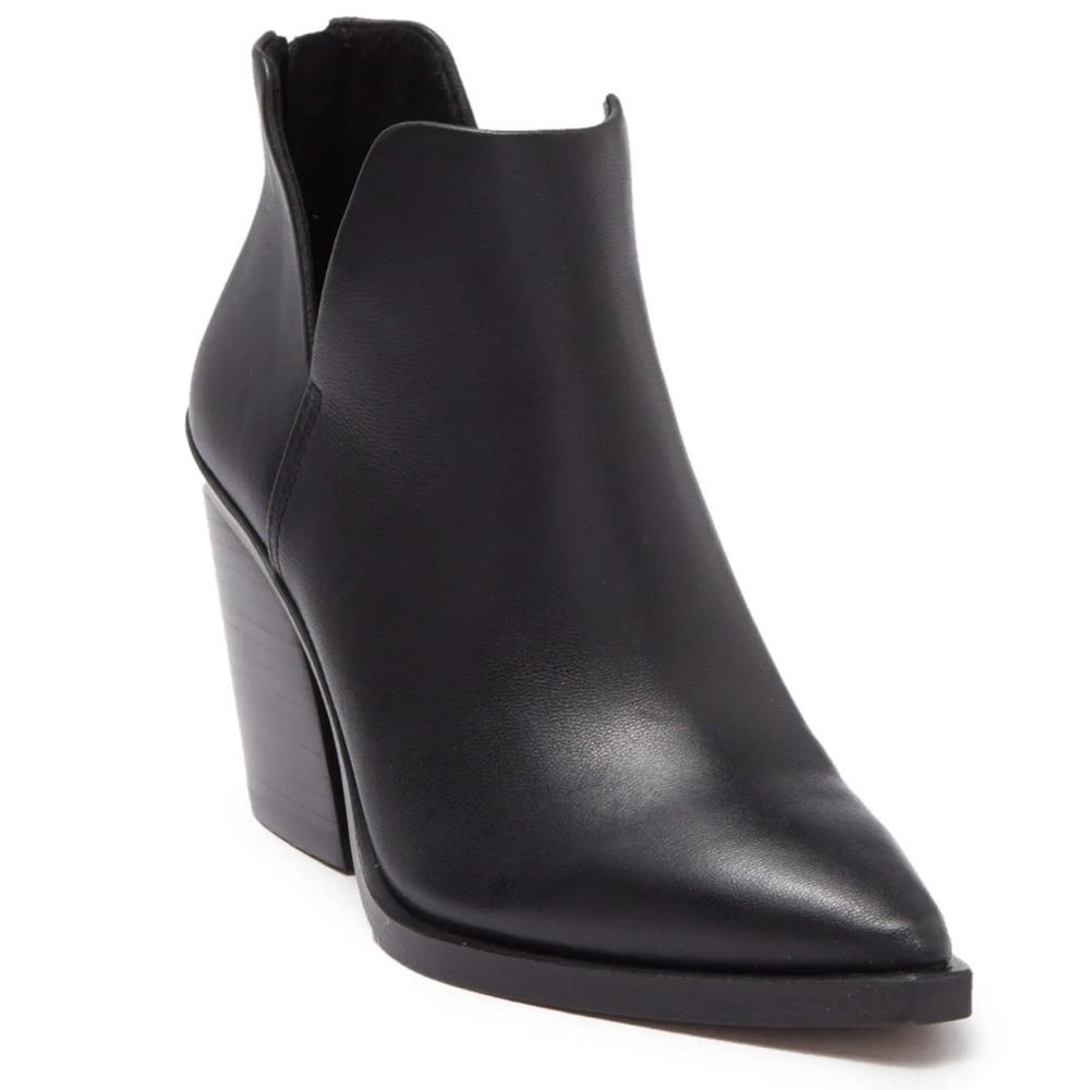 NEW Vince Camuto Gigietta Leather Pointed Toe Booties Black Leather Size 8